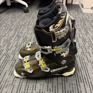 Tecnica Men’s Ski Boots - 28.5 330mm